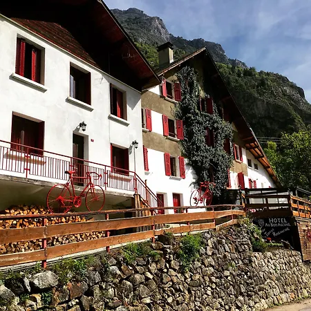 Hotel Au Bon Accueil 3*