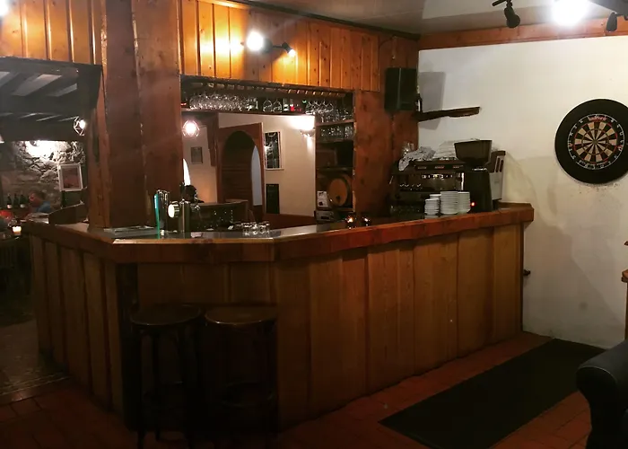 Hotel Au Bon Accueil 3*