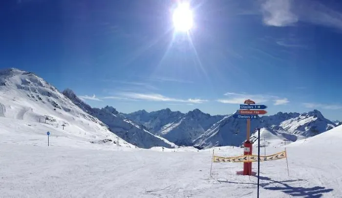 Hotel Au Bon Accueil 3*